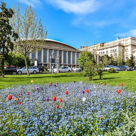 Sunshine - Cismigiu Gardens Apartment